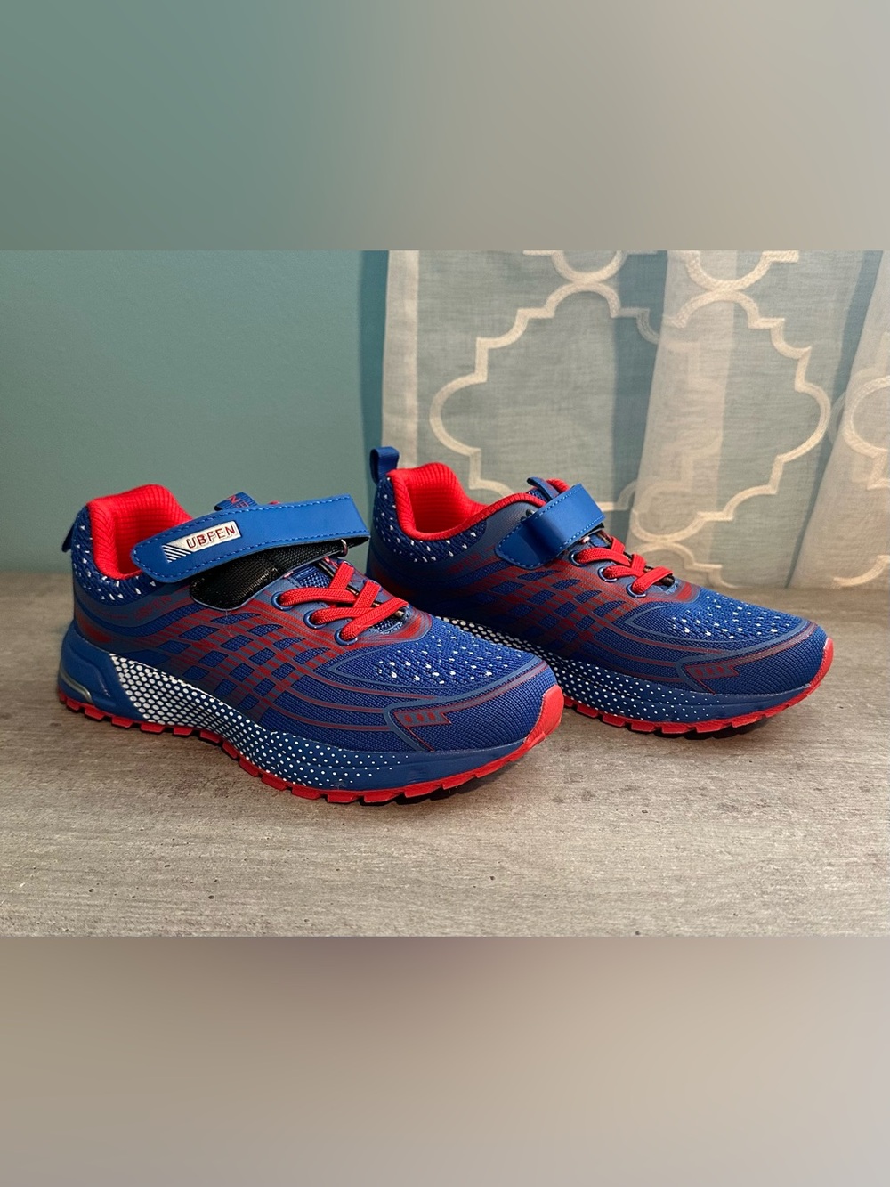 UBFEN Kids Lightweight Breathable Running Sneakers